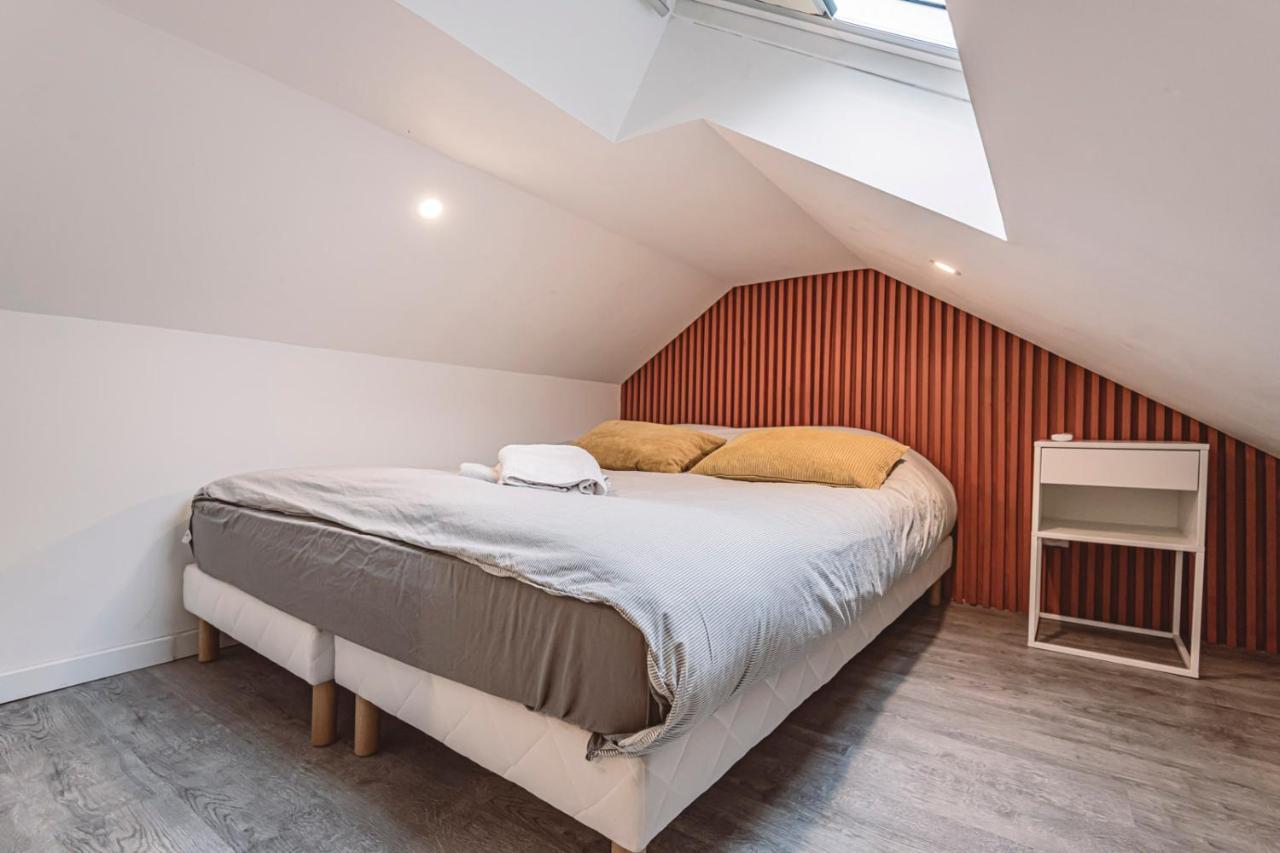 Le Coquet Logement Climatise Face A La Cathedrale - 3G Reims Bagian luar foto
