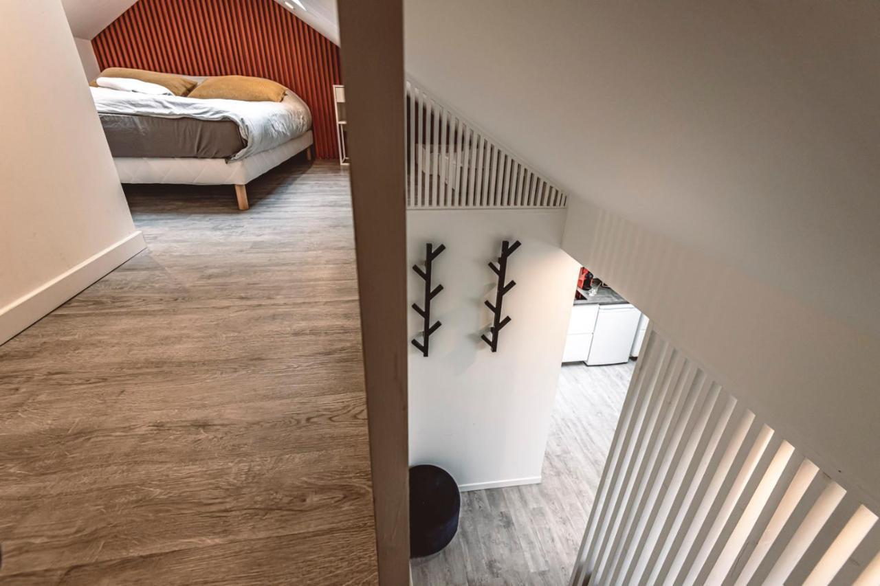Le Coquet Logement Climatise Face A La Cathedrale - 3G Reims Bagian luar foto
