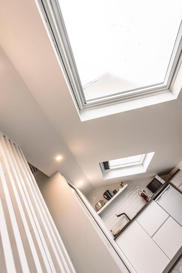 Le Coquet Logement Climatise Face A La Cathedrale - 3G Reims Bagian luar foto